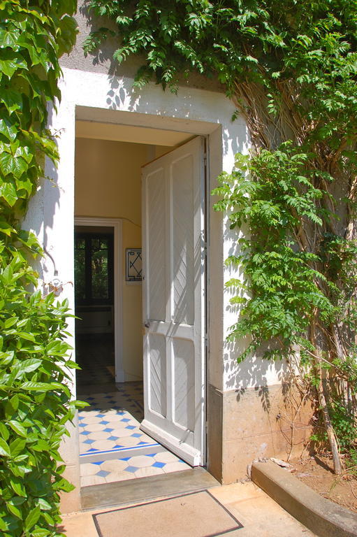 לינה וארוחת בוקר Luzech Domaine Le Peyrou מראה חיצוני תמונה